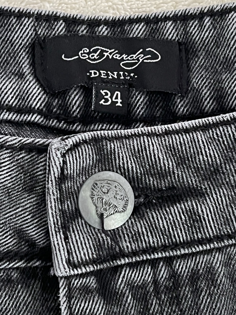 Ed Hardy Black Washed Jeans Embroidered Logo Wide Leg Size 34 Retro School - Picture 6 of 10